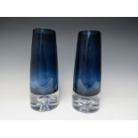 A PAIR OF FINNISH BLUE AND CLEAR BLOWN BUBBLE BASE STUDIO GLASS VASES, of tapered cylindrical