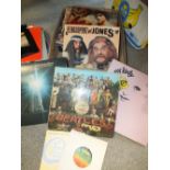 A QUANTITY OF ASSORTED LP RECORDS AND 7" SINGLES TO INCLUDE BARRY WHITE AND FLEETWOOD MAC MOTOWN,