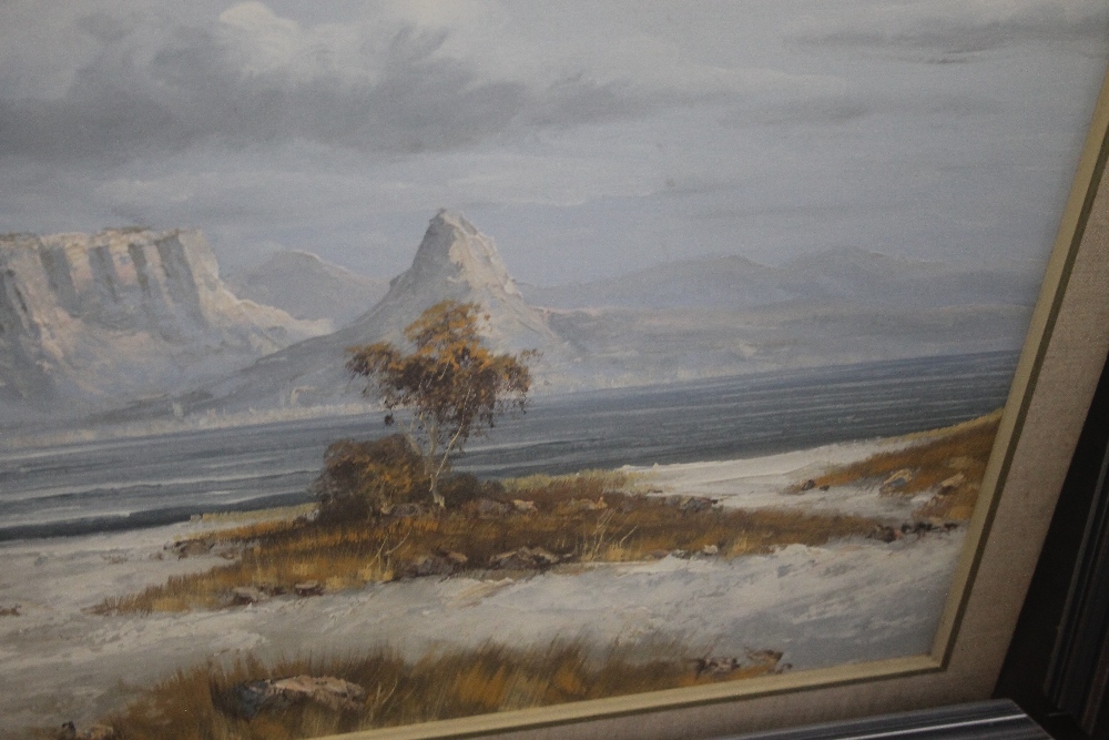 A OIL PAINTING ON BOARD OF TABLETOP MOUNTAIN SOUTH AFRICA 104 CM X 74.5 CM - Image 3 of 3