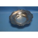 A HALLMARKED SILVER BON BON DISH, DIA 22.5 CM