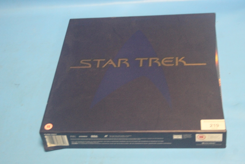 STAR TREK BOXED LIMITED EDITION LASERDISC SET, Pioneer Widescreen Edition No. 544Condition Report:
