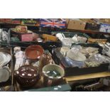 THREE TRAYS OF ASSORTED CERAMICS, GLASSWARE AND SUNDRIES (TRAYS NOT INCLUDED)