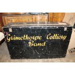 A LARGE WOODEN MINING INTEREST CARRY BOX MARKED GRIMETHORPE COLLIERY BAND W - 107 CM