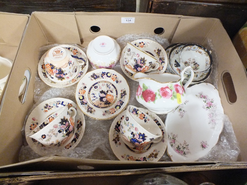 A TRAY OF ASSORTED CHINA TO INCLUDE MASON'S ROYAL ALBERT ETC