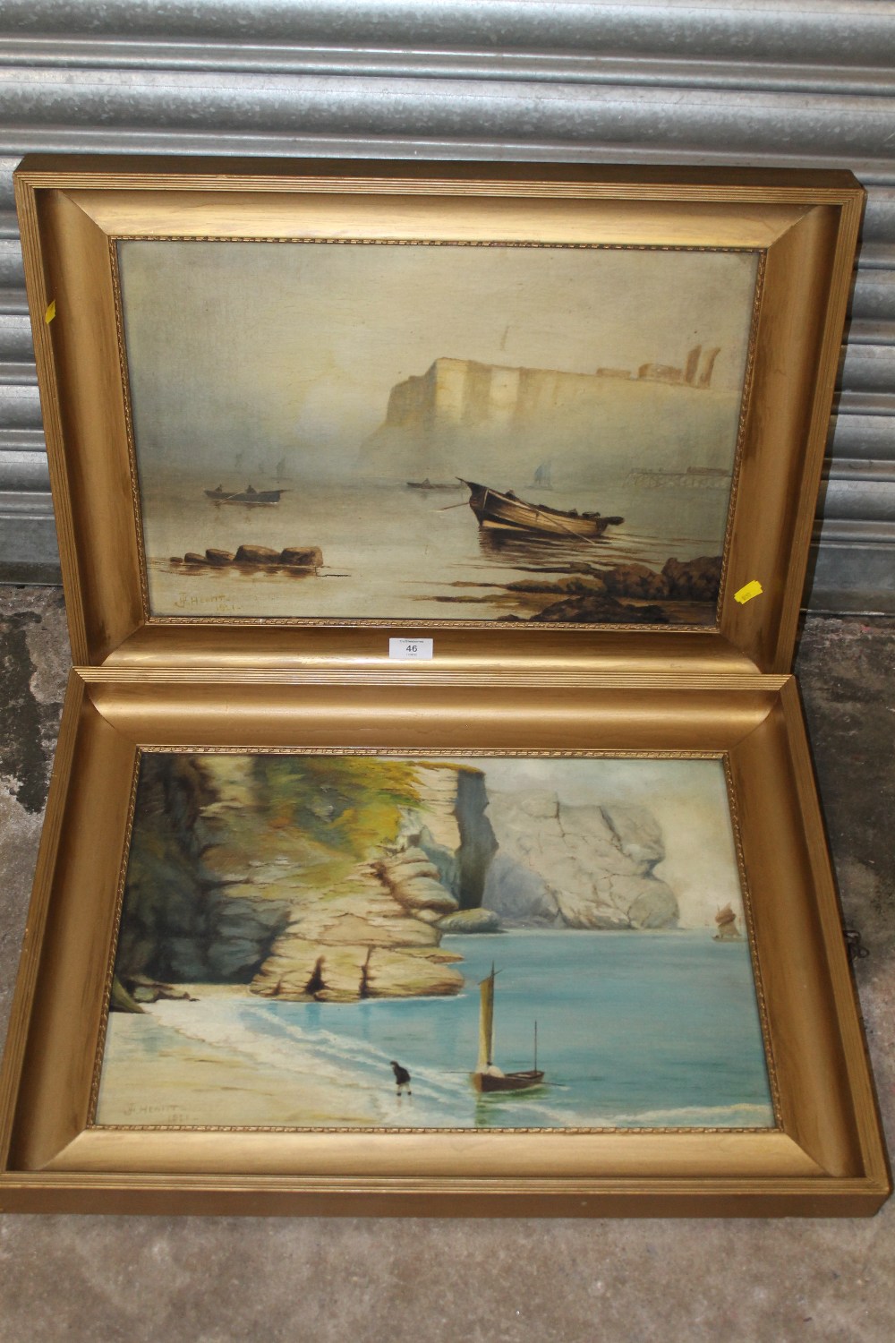 A PAIR OF GILT FRAMED OIL ON CANVAS OF COASTAL SCENES WITH MOORED BOATS SIGNED J H HEWITT, 1921 - - Bild 2 aus 6