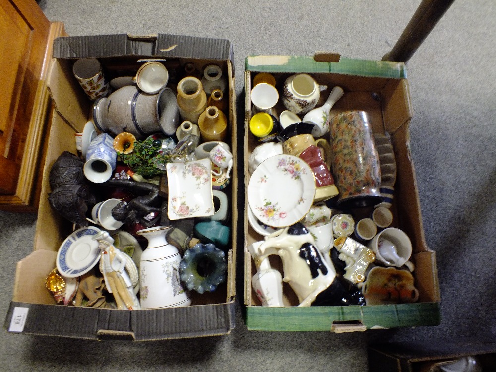 TWO TRAYS OF ASSORTED CERAMICS TO INCLUDE A ROYAL CROWN DERBY SIDE PLATE, STONEWARE BOTTLES ETC