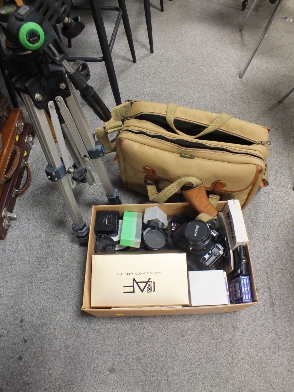 A NIKON F90X CAMERA AND ACCESSORIES TO INCLUDE LENSES, TRIPOD AND BILLINGHAM CARRY BAG ETC