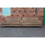 A PAIR OF BROWN UPHOLSTERED MODERN THREE SEATER SETTEES, W 183 CM, D 97 CM, SEAT H 44 CM, BACK