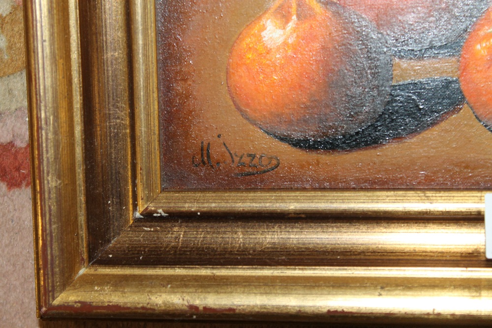 A FRAMED STILL LIFE OIL ON CANVAS OF ORANGES AND POTTERY SIGNED ANTONIO NAPOLITANO VERSO - H 20CM BY - Bild 3 aus 4