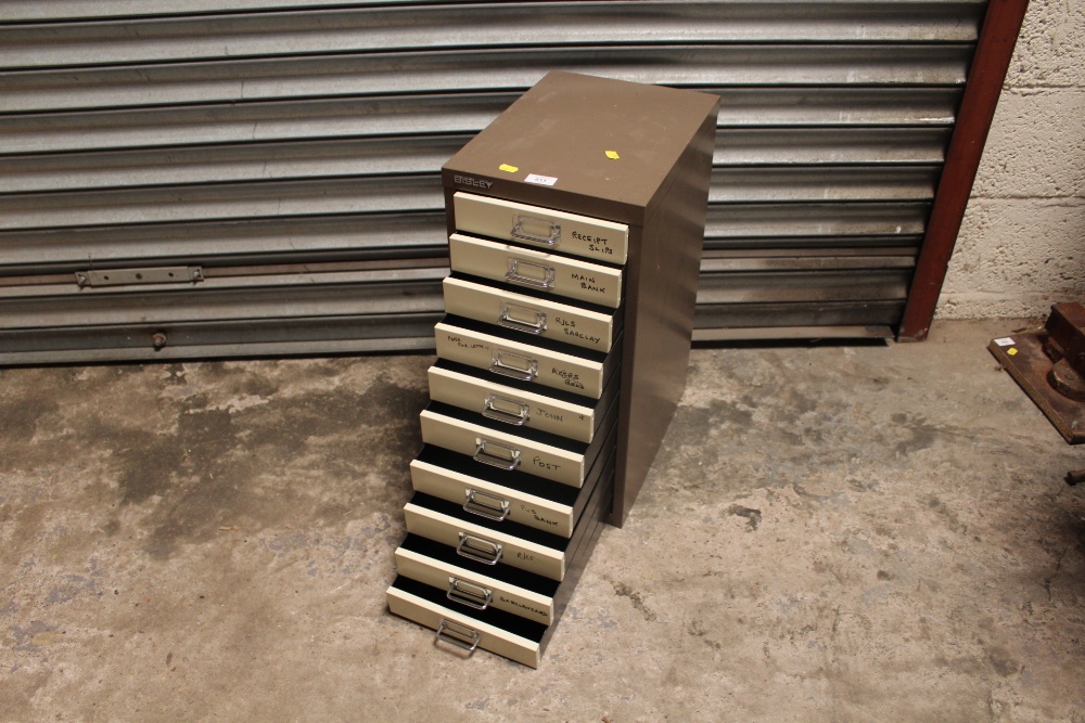 SMALL BISLEY METAL MULTI-DRAW FILING CABINET