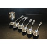 A SET OF SIX HALLMARKED SILVER TEASPOONS TOGETHER WITH A HALLMARKED SILVER PEPPERETTE