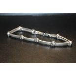 A STERLING SILVER LINK BRACELET - CLASP A/F