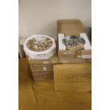 A COLLECTION OF WEDGWOOD PICTURE PLATES, BOXED AND WITH CERTIFICATES