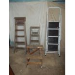 STEEL STEP LADDERS, TWO SETS OF WOODEN STEP LADDERS AND WOODEN WORK STEPS (4)