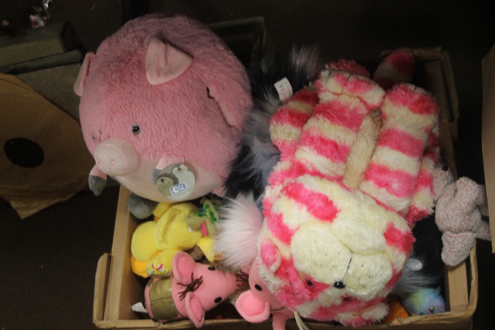 A TRAY OF SOFT TOYS TO INCLUDE BAGPUSS