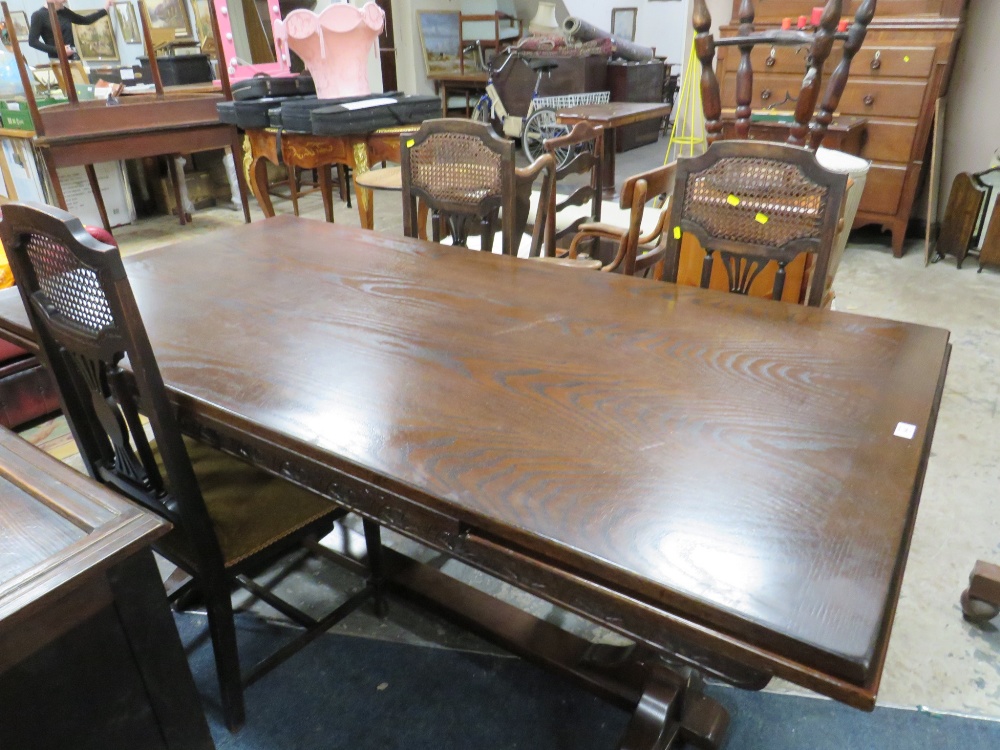 A JACOBEAN OAK SETTLE REFECTORY DRAWLEAF TABLE WITH HEAVY BALUSTER SUPPORTS AND FOUR OAK BERGERE - Image 6 of 6