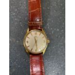 A TISSOT SEASTAR MENS WRISTWATCH WITH LEATHER STRAP