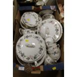 A TRAY OF ROYAL WORCESTER JUNE GARLAND DINNERWARE TO INCLUDE A TUREEN