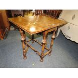 A WILLIAM & MARY STYLE SMALL WALNUT DROPLEAF TABLE, H 64 CM, W 71 CM