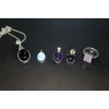 A COLLECTION OF VINTAGE SILVER TO INC A GEMSTONE DRESS RING, GEMSTONE NECKLACE, OPAL PENDANT AND TWO