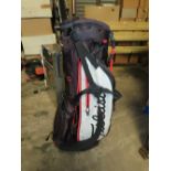 A TITLEIST GOLF CARRY BAG