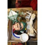 A TRAY OF ASSORTED CERAMICS AND GLASSWARE TO INCLUDE A ROYAL DOULTON CHARACTER JUG DICK TURPIN AND A