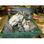 A LEGO TECHNIC 42100 LIEBHERR R 9800 EXCAVATOR WITH BOX - UNCHECKED