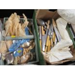 TWO TRAYS OF SILVER PLATED FLATWARE ETC TOGETHER WITH CHARLES HORNER SILVER THIMBLE