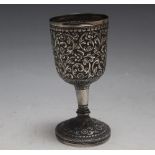 A SMALL WHITE METAL CONTINENTAL STYLE CHALICE, unmarked and untested, approx weight 83g, H 11 cm
