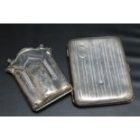 AN UNUSUAL HALLMARKED SILVER CIGARETTE CASE IN THE FORM OF A PURSE BY ROBERT PRINGLE & SONS -
