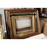A SELECTION OF ASSORTED PICTURE FRAMES