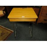 A KINGFISHER LTD SCHOOL DESK