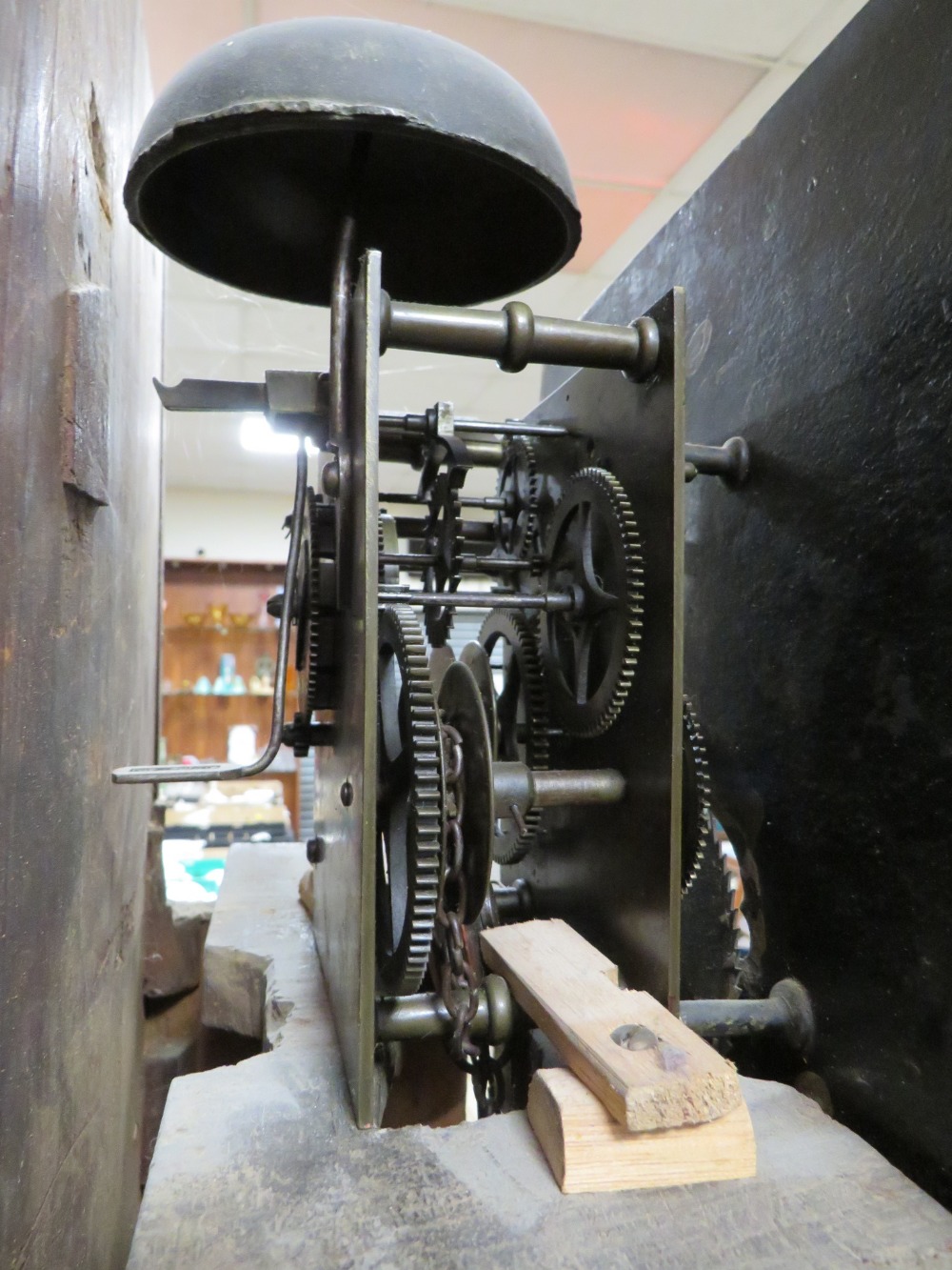 AN ANTIQUE OAK 30 HR GRANDFATHER CLOCK - COVENTRY - SINGLE WEIGHT AND DAMAGED PENDULUM - Bild 7 aus 8