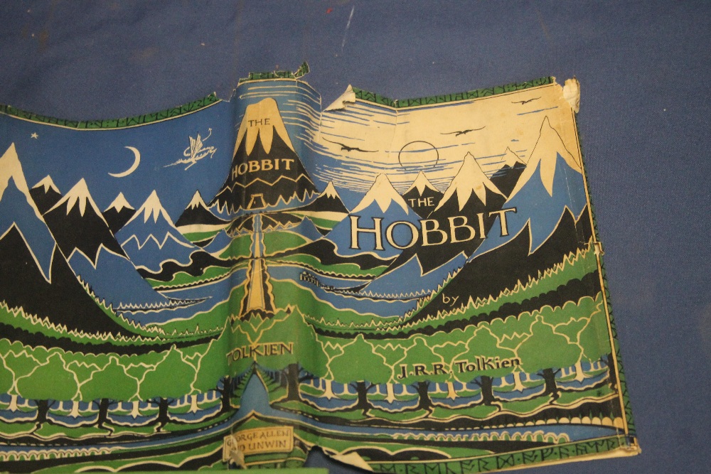 TOLKEIN |THE HOBBIT| 1946 WARTIME EDITION (4TH IMPRESSION) IN ORIGINAL DUST JACKETConditionReport: - Image 4 of 12