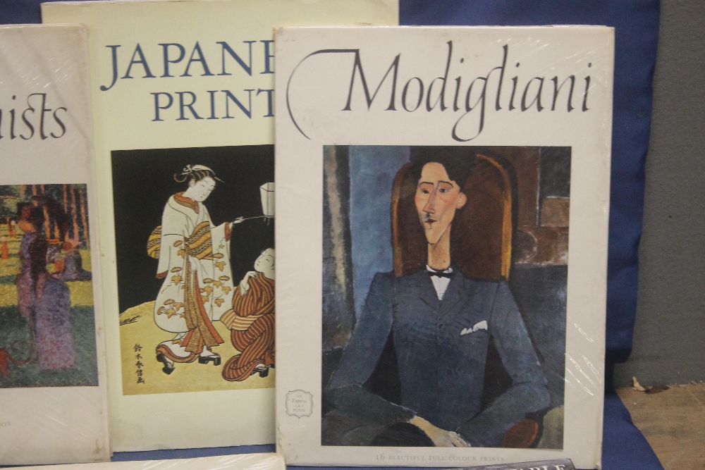 A QUANTITY OF ART BOOKS ON ORIENTAL SUBJECTS, BERNINI, MODIGLIANI ETC AND A QUANTITY OF PRINTS ETC. - Image 8 of 10