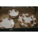 A TRAY OF ROYAL ALBERT OLD COUNTRY ROSES TEA AND DINNERWARE (TRAY NOT INCLUDED)