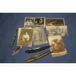 A BOX OF COLLECTABLE'S TO INCLUDE ANTIQUE RAZORS, PEN KNIFE, GOLD NIB PEN ETC