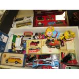 A QUANTITY OF DIE CAST TOY CARS AND VEHICLES TO INCLUDE A CASED LIMITED EDITION MATCHBOX MODELS OF