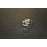 A 9CT GOLD AMETHYST DRESS RING, APPROX 2.2 G, RING SIZE Q