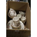 A BOX OF ASSORTED CHINA TO INCLUDE ROYAL ALBERT, AYNSLEY AND PARAGON EXAMPLES