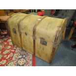 A VINTAGE DOMED AND BANDED STEAMER TRUNK - W 88 CM
