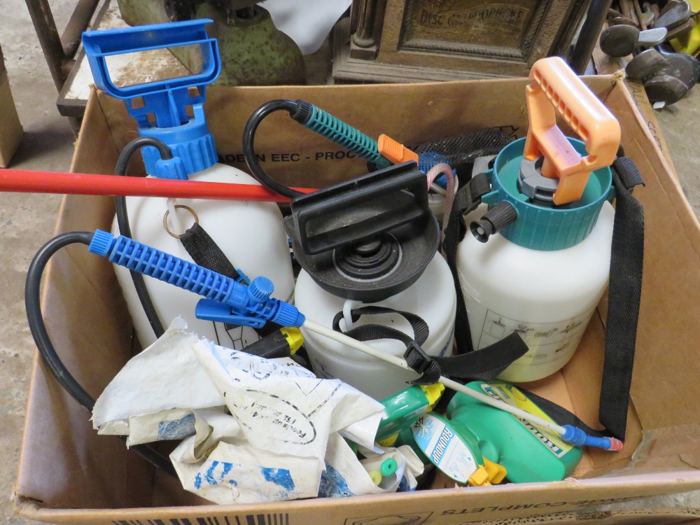 TWO BOXES CONTAINING VARIOUS CROP SPRAYERS, AUTOMOTIVE AND GARDEN HARDWARE - Image 2 of 4