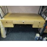 A MODERN DESK/CONSOLE TABLE WITH FOUR DRAWERS AND METAL LEGS W-130 CM