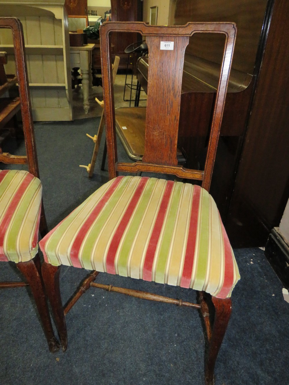 A PAIR OF OAK BEDROOM CHAIRS - Image 2 of 4