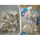 A BOX CONTAINING A QUANTITY OF ISEO CYLINDER LOCKS AND ASSORTED DOOR LATCHES