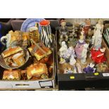 A TRAY OF ASSORTED FIGURINES TOGETHER WITH A TRAY OF COTTAGEWARE ETC TO INCLUDE A BESWICK VASE