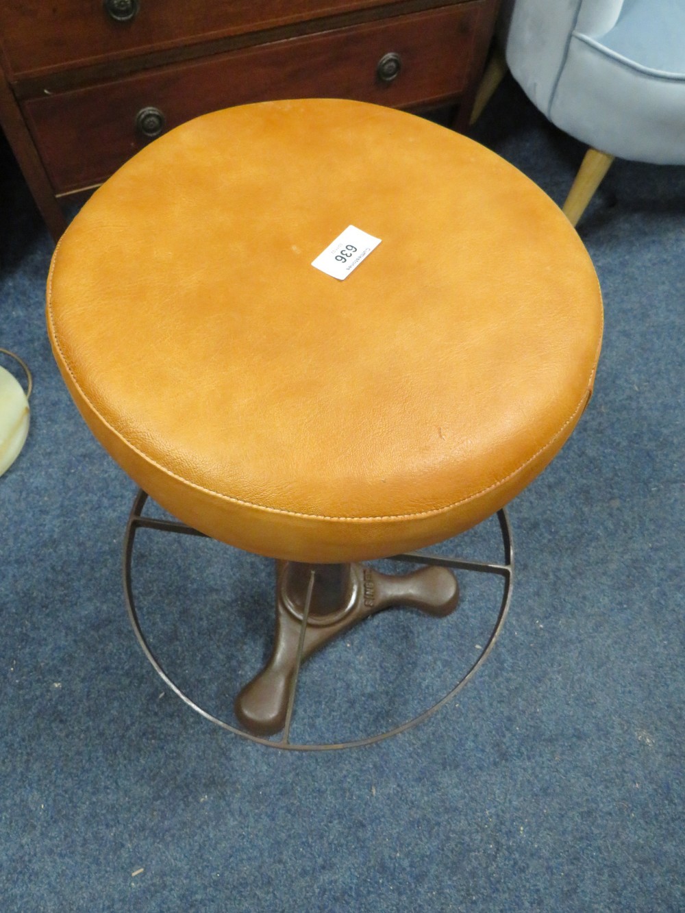 A MODERN INDUSTRIAL STYLE 'SINGER' STOOL - Image 2 of 4