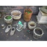 A SELECTION OF CONCRETE GARDEN PLANTERS AND STATUES TO INCLUDE A TERRACOTTA PLATER