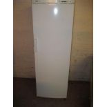 A LARGE BOSCH UPRIGHT FRIDGE