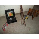 A SELECTION OF FISHING EQUIPMENT TO INCLUDE RODS, FLOATS, WEIGHTS ETC AND A CAMPING STOVE